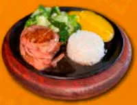 Filé Mignon com purê de baroa