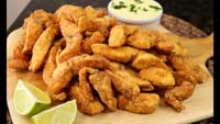 Isca de frango empanado