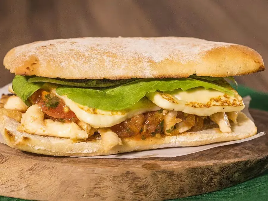 Sanduiche da Vovó (Filé Mignon)